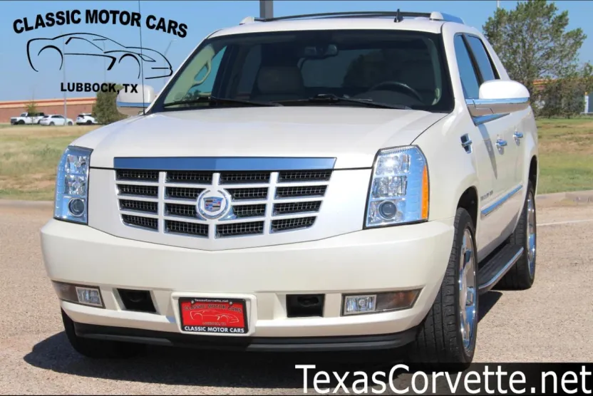 2010 Cadillac Escalade EXT Luxury photo 1