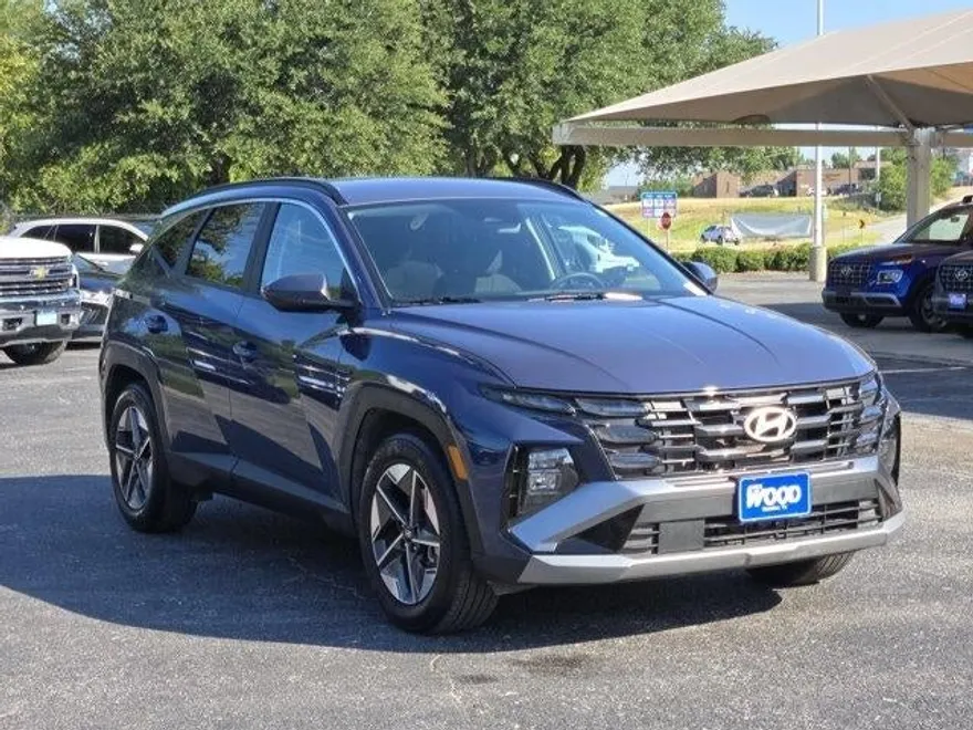 2025 Hyundai Tucson SEL photo 1
