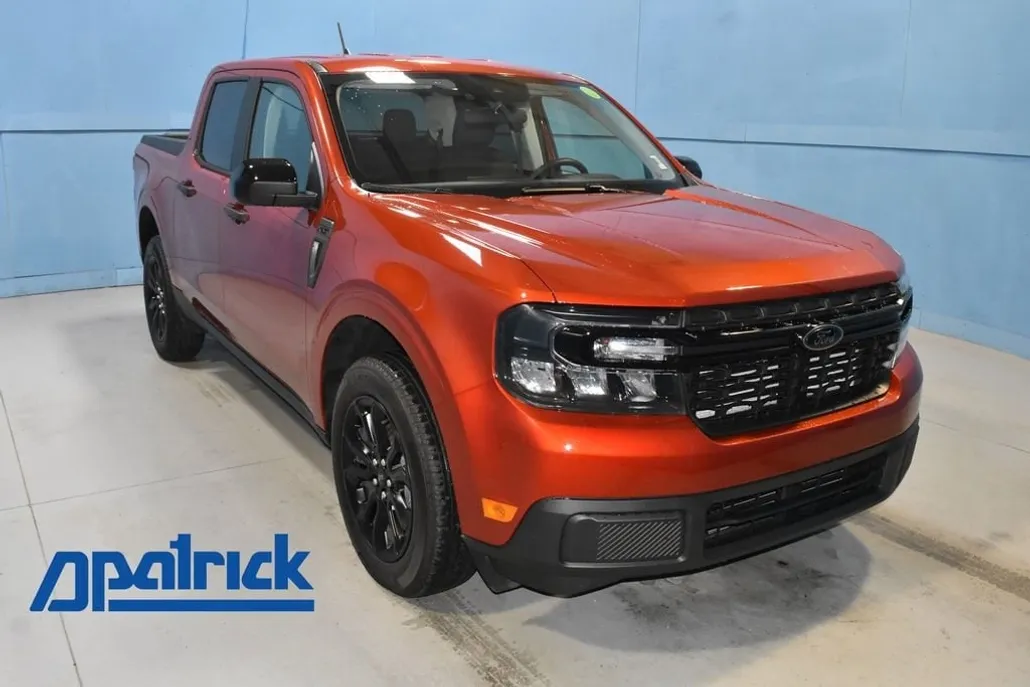 2024 Ford Maverick XLT photo 1