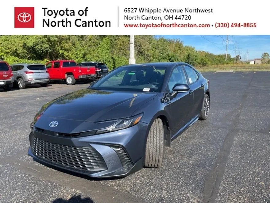 2026 Toyota Camry SE photo 1