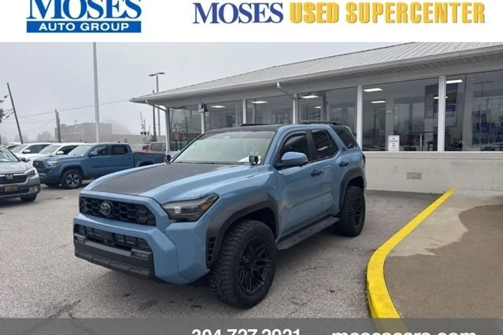 2025 Toyota 4Runner TRD Off-Road Premium photo 1