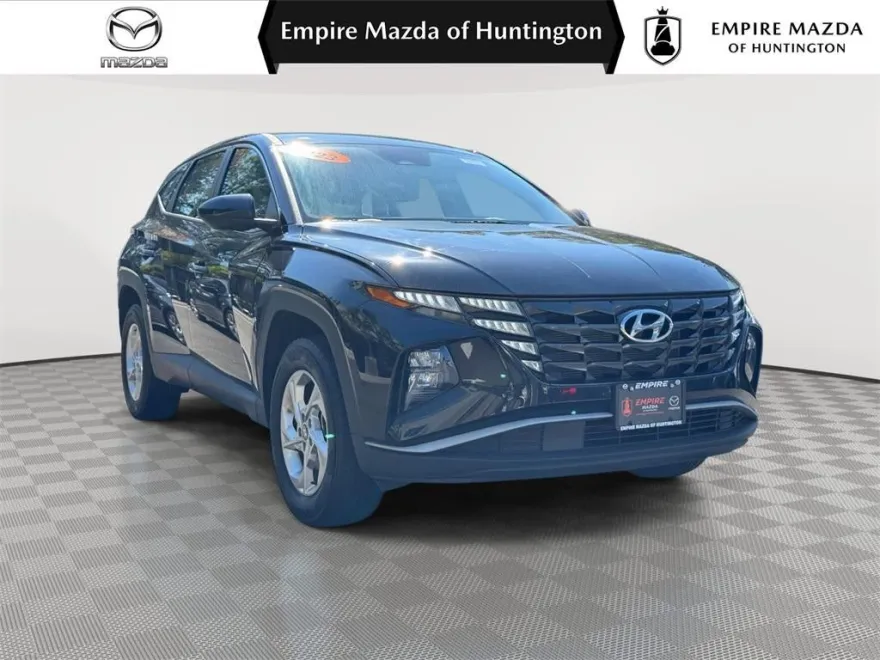 2023 Hyundai Tucson SE photo 1