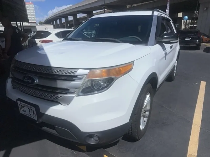 2013 Ford Explorer XLT photo 1