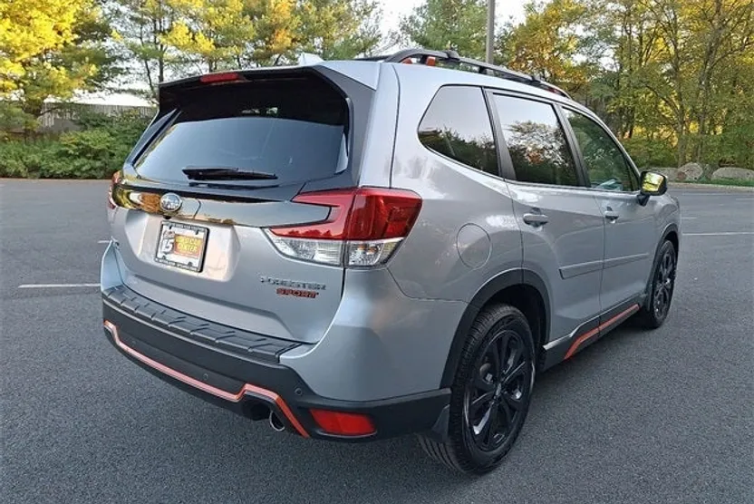 2021 Subaru Forester Sport photo 1