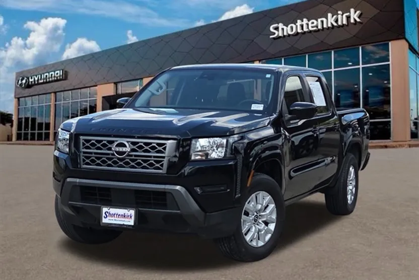 2022 Nissan Frontier SV Crew Cab photo 1