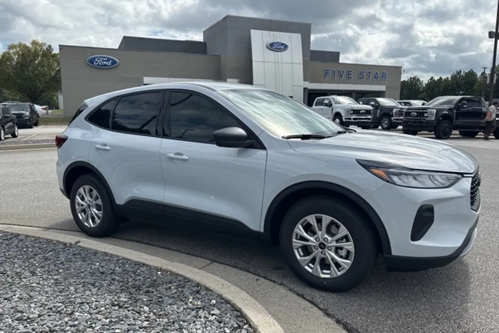 2026 Ford Escape Active photo 1
