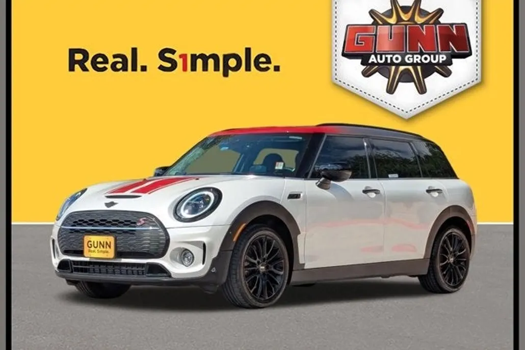 2023 Mini Clubman Base S photo 1