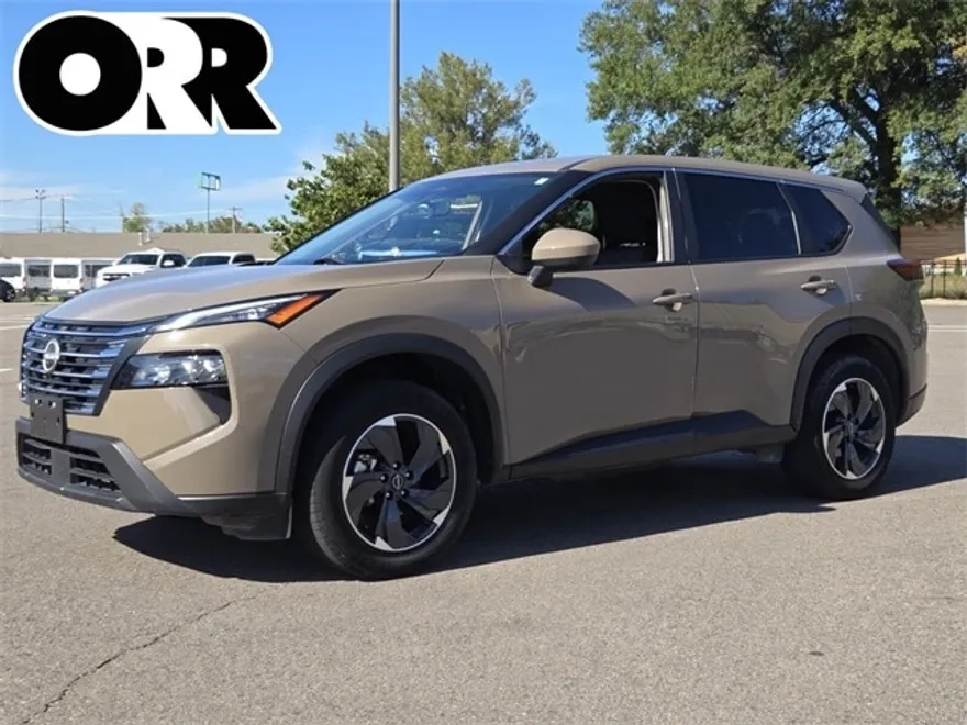 2024 Nissan Rogue AWD SV photo 1