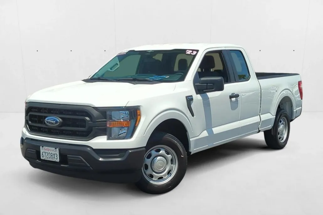 2023 Ford F-150 XL photo 1