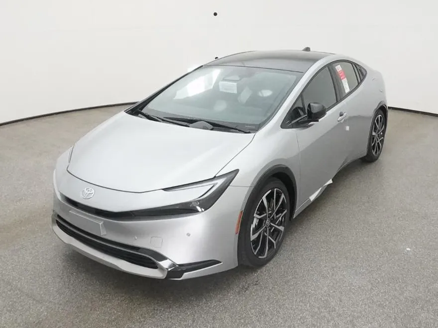 2026 Toyota Prius XSE Premium Plug-in Hybrid photo 1