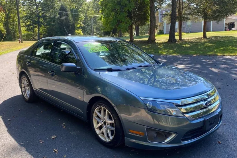 2012 Ford Fusion SEL photo 1