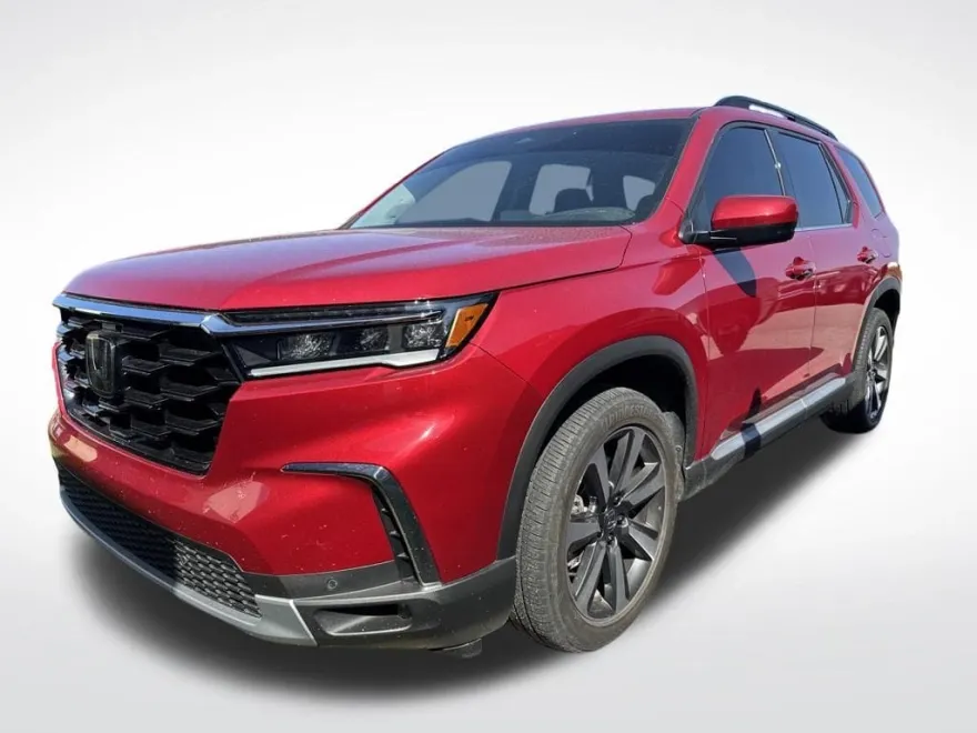 2023 Honda Pilot Touring photo 1