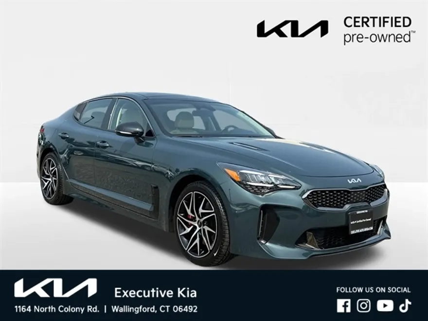 2023 Kia Stinger GT-Line photo 1