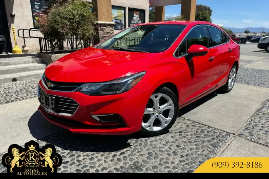 2018 Chevrolet Cruze Premier photo 1