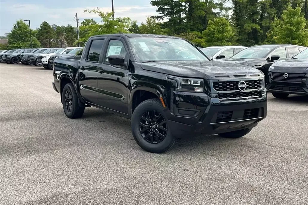 2026 Nissan Frontier SV photo 1