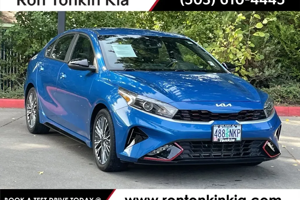 2022 Kia Forte GT-Line photo 1