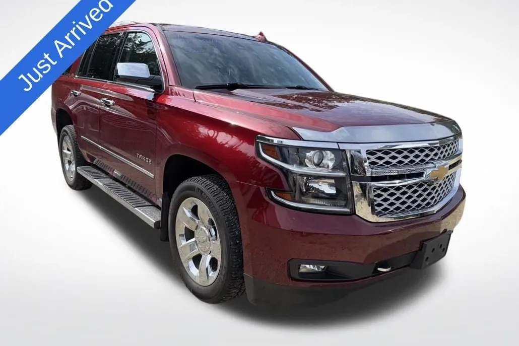 2018 Chevrolet Tahoe LT photo 1
