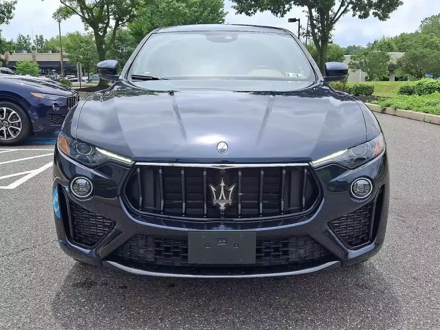 2022 Maserati Levante Modena photo 1