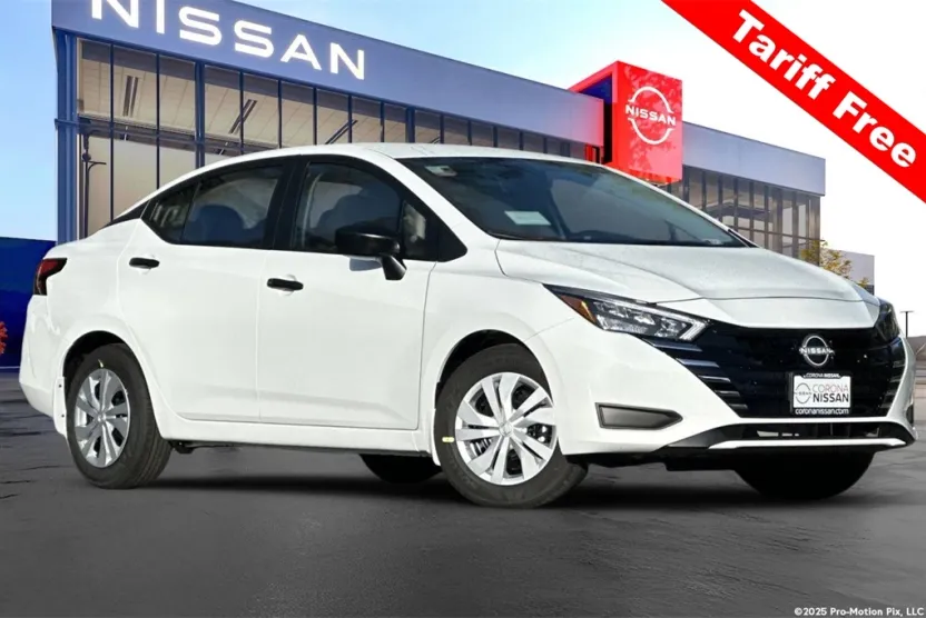 2025 Nissan Versa 1.6 S photo 1