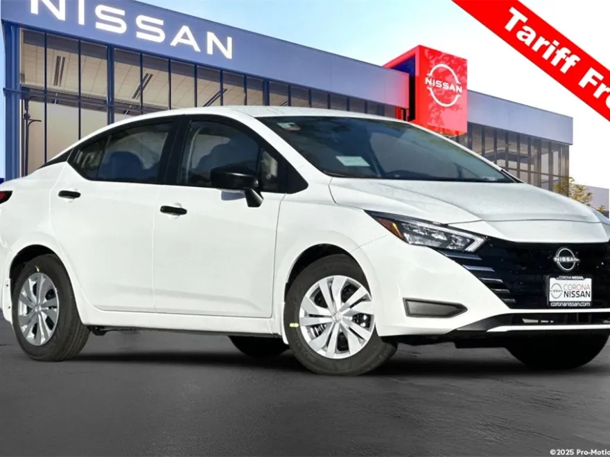2025 Nissan Versa 1.6 S photo 1