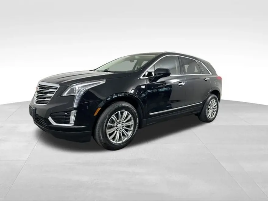 2018 Cadillac XT4 Luxury photo 1
