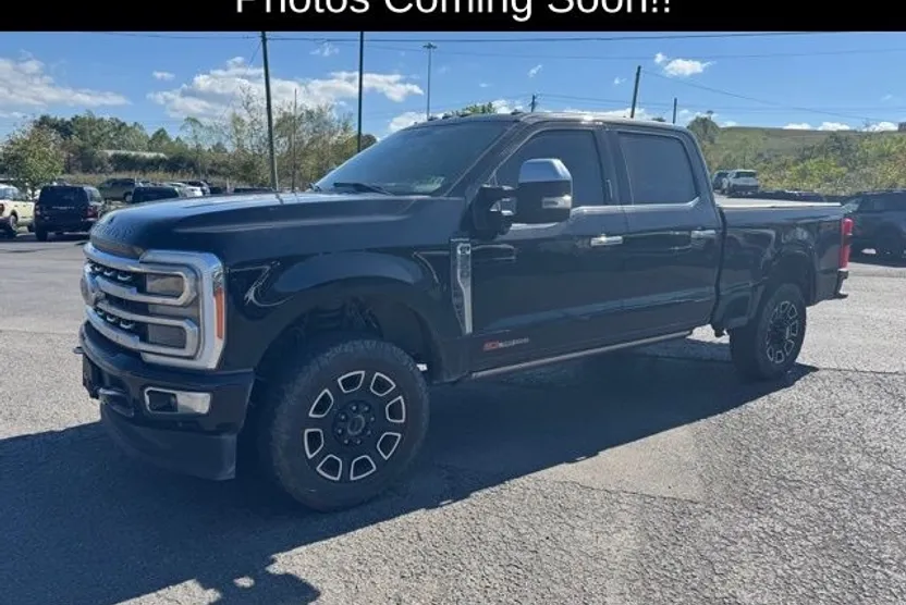 2023 Ford F-350 Platinum photo 1