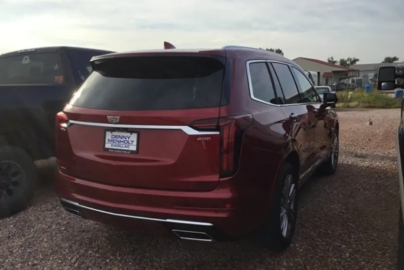 2024 Cadillac XT6 Premium Luxury photo 1