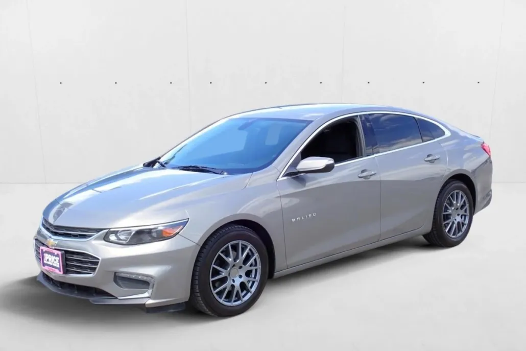 2018 Chevrolet Malibu photo 1