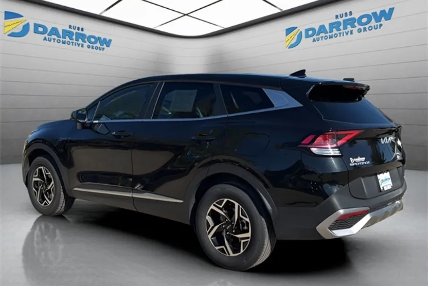 2024 Kia Sportage LX photo 1