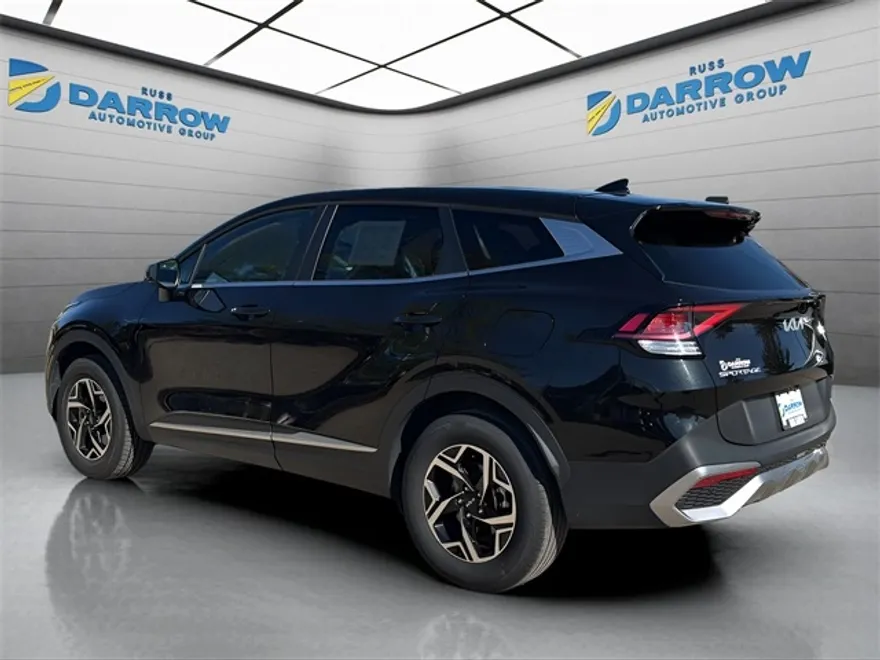 2024 Kia Sportage LX photo 1