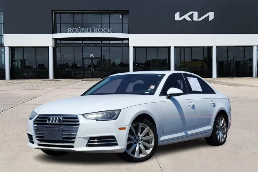 2017 Audi A4 2.0T Premium photo 1