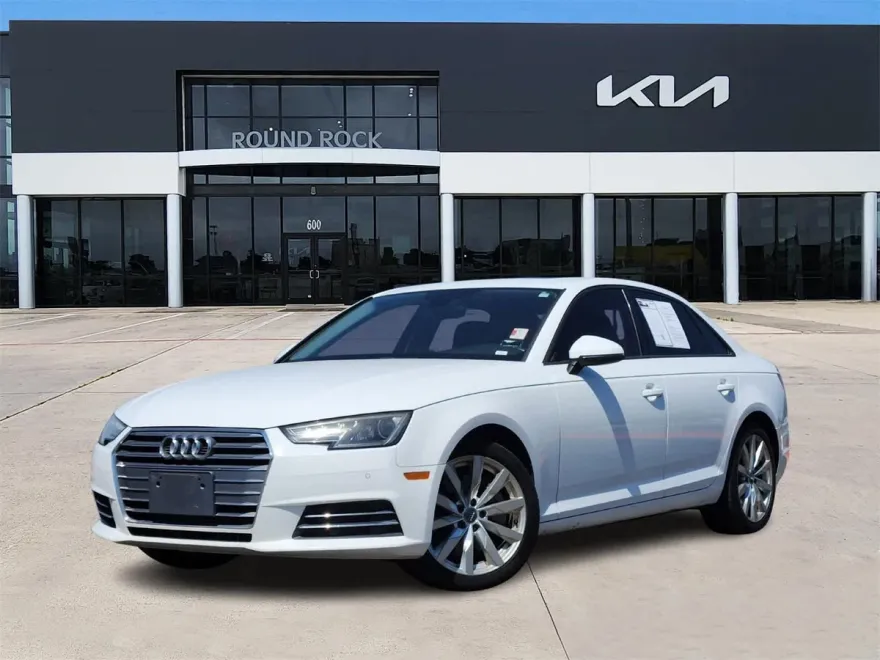 2017 Audi A4 2.0T Premium photo 1