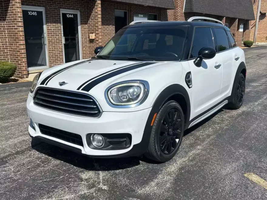 2019 Mini Countryman Iconic photo 1