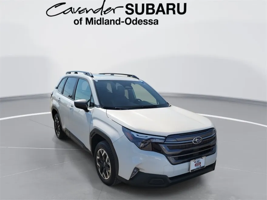 2025 Subaru Forester Premium photo 1