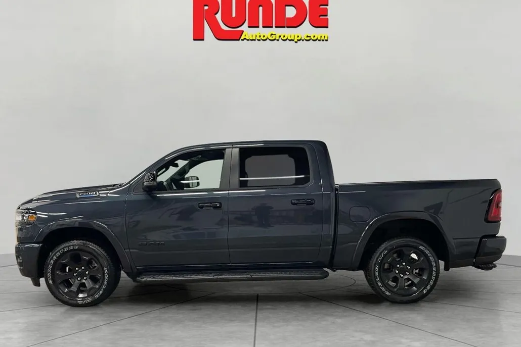 2025 Ram 1500 Big Horn photo 1