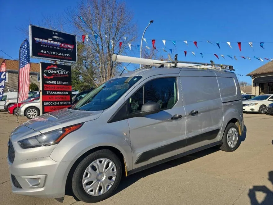 2022 Ford Transit Connect XLT photo 1