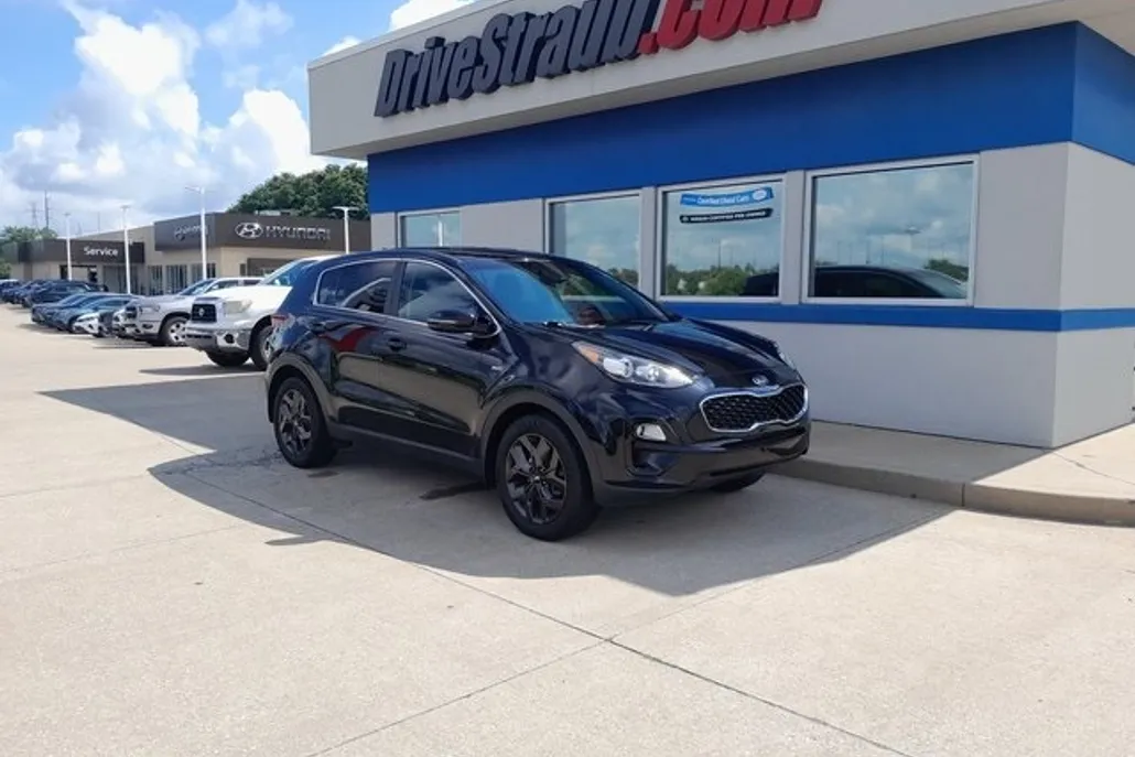 2022 Kia Sportage LX photo 1