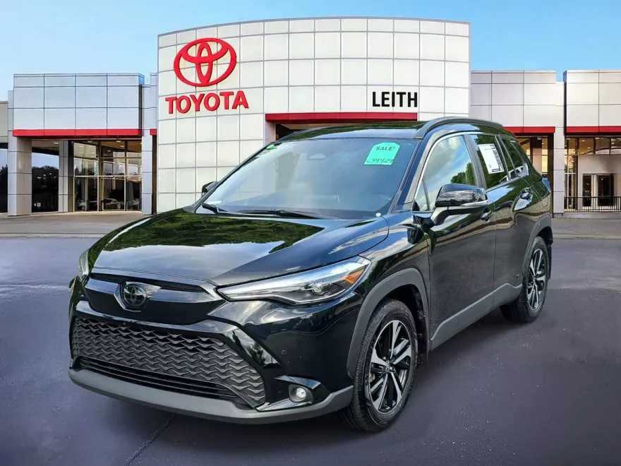 2024 Toyota Corolla Hybrid XSE photo 1