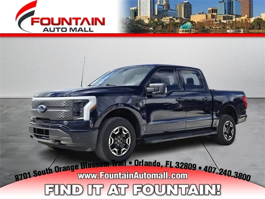 2022 Ford F-150 Lightning XLT photo 1