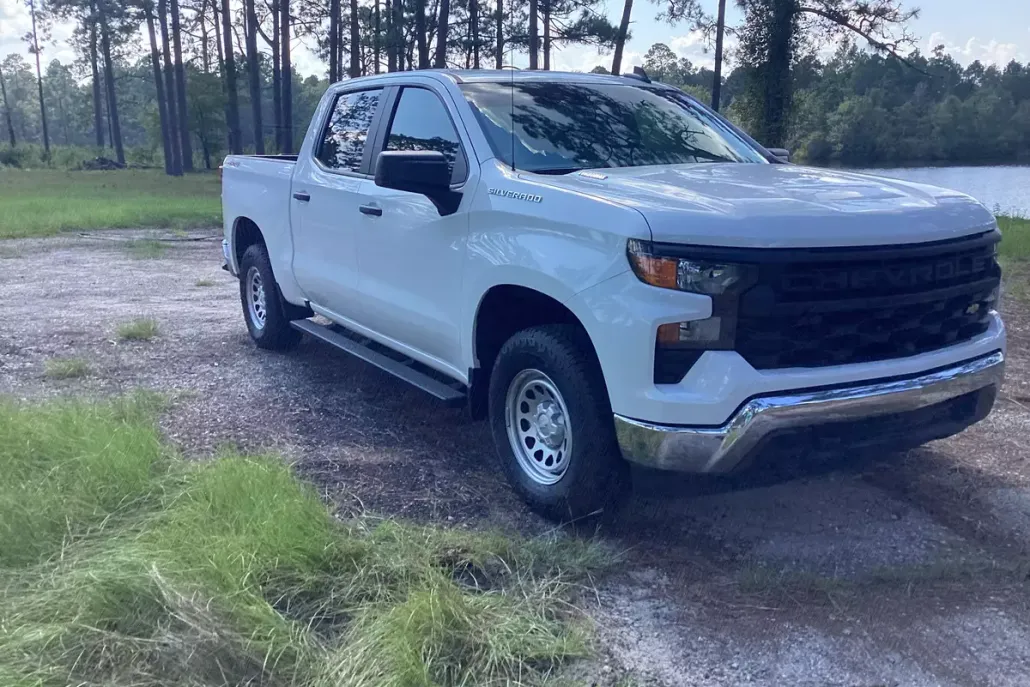 2025 Chevrolet Silverado 1500 photo 1