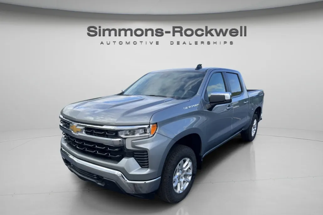 2025 Chevrolet Silverado 1500 LT photo 1