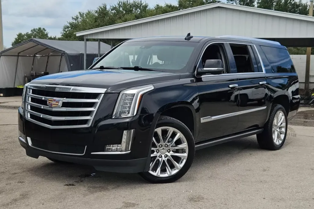2019 Cadillac Escalade ESV Premium Luxury photo 1