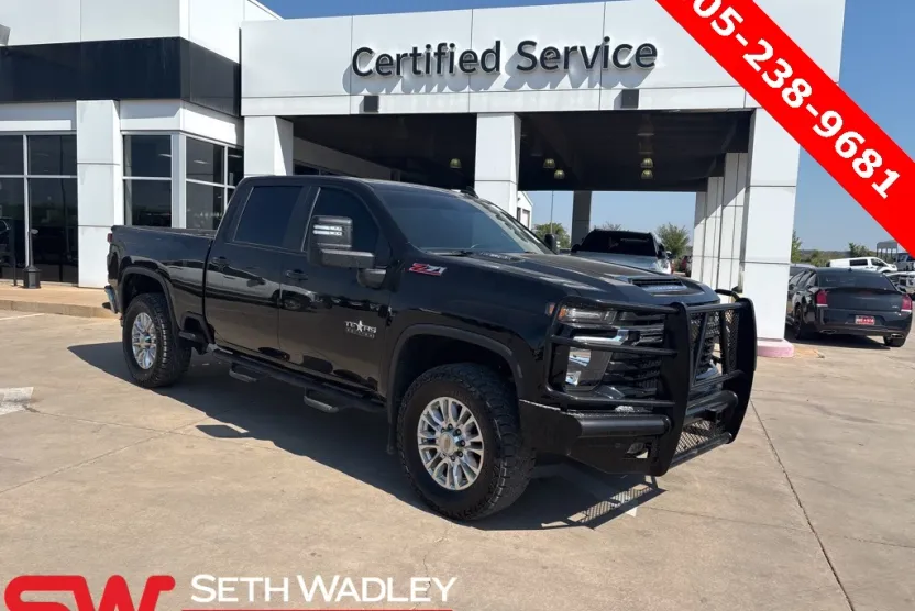 2024 Chevrolet Silverado 2500HD LT photo 1