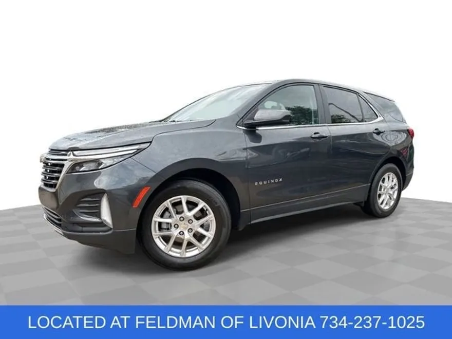 2022 Chevrolet Equinox LT photo 1
