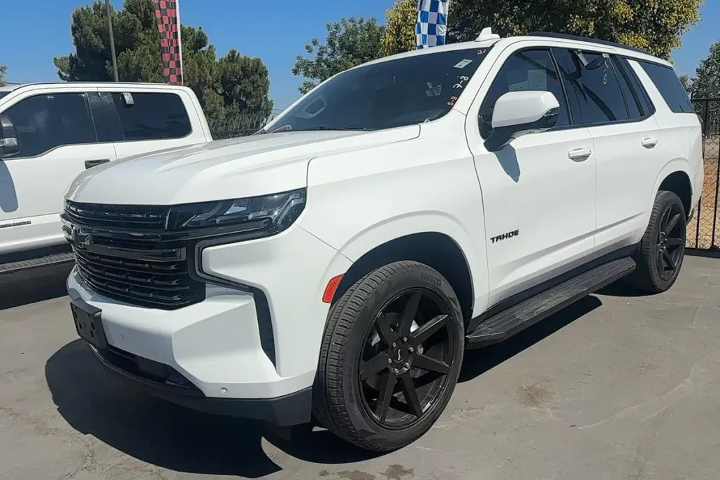 2021 Chevrolet Tahoe RST photo 1