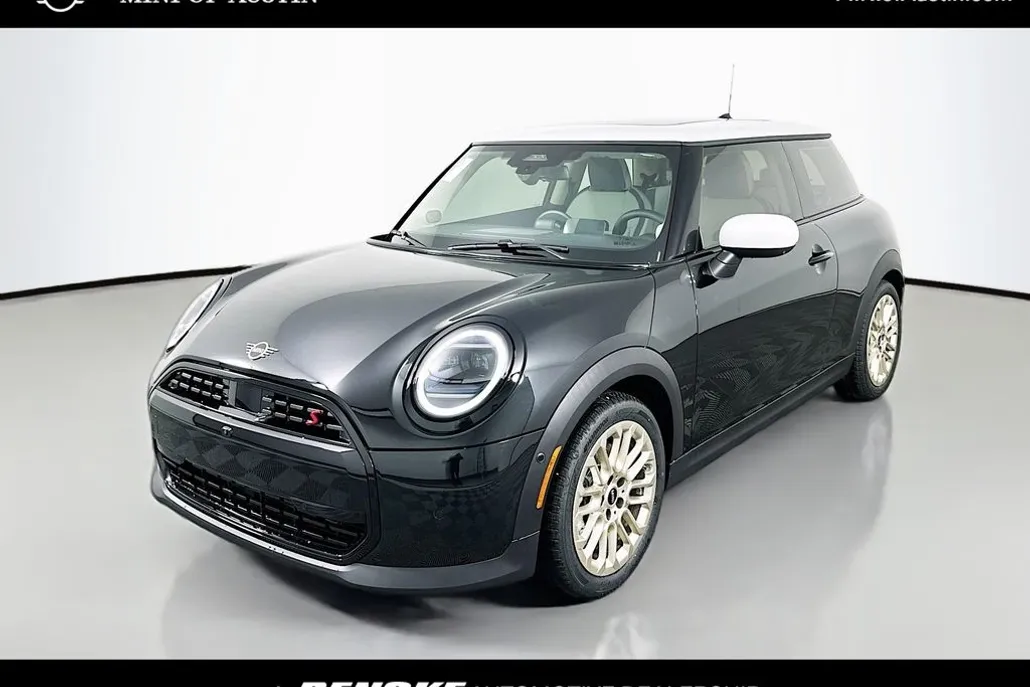 2025 Mini Cooper 2 Door Hardtop Iconic photo 1
