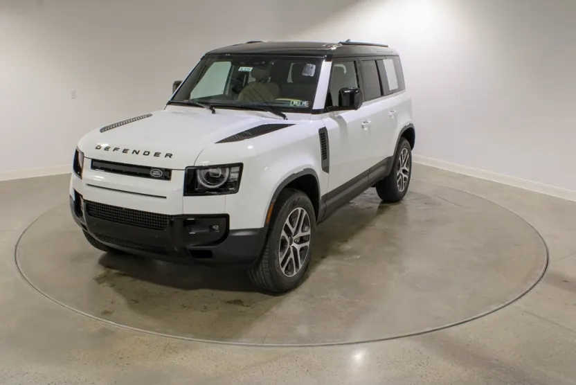 2026 Land Rover Defender 110 S photo 1