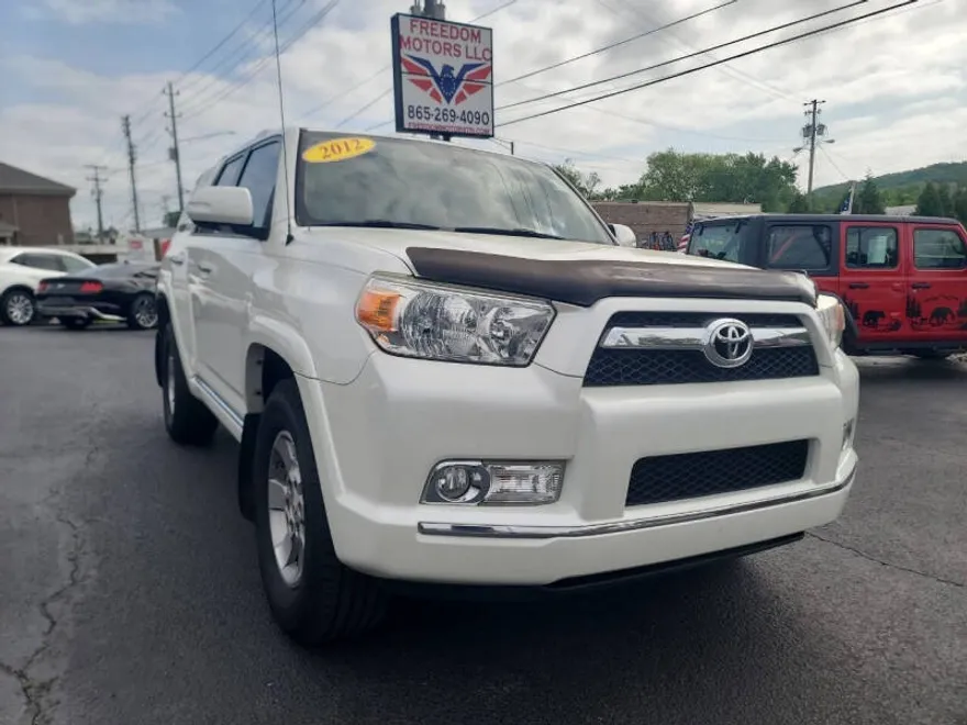 2012 Toyota 4Runner SR5 photo 1