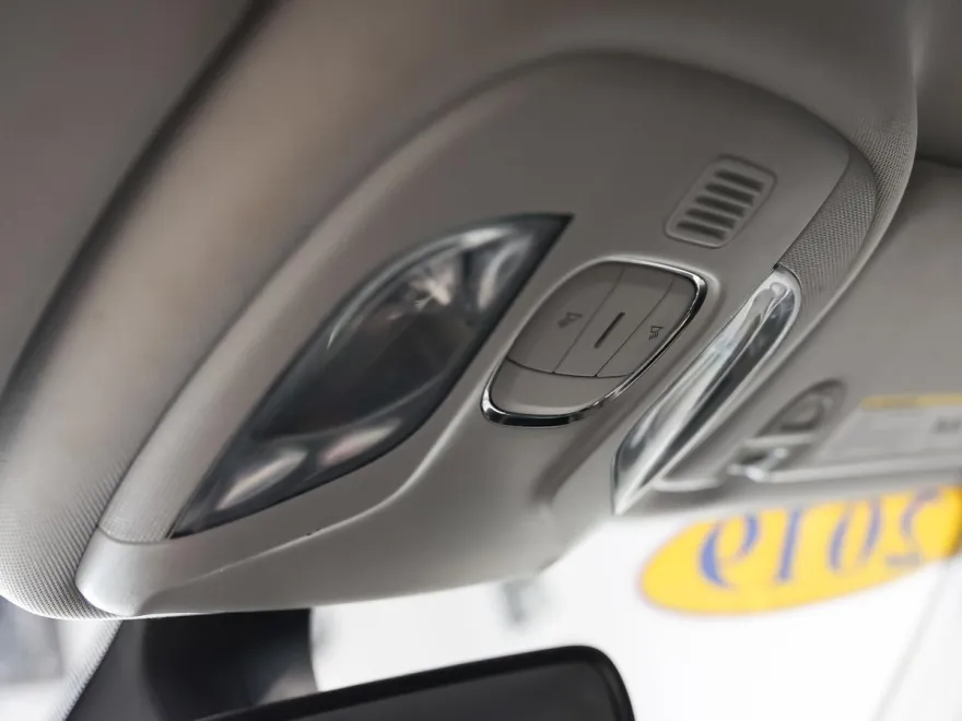 2019 Jeep Compass Latitude photo 16