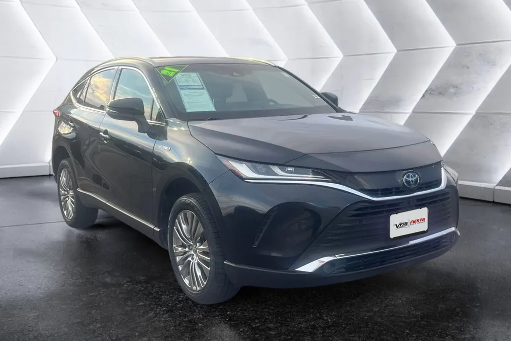 2021 Toyota Venza Limited photo 1